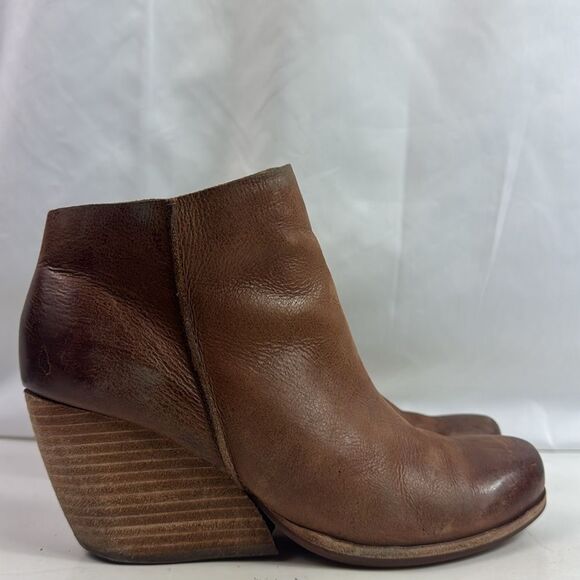 Kork-Ease Destressed Brown Leather Wedge Women's Ankle Boots - Picture 2 of 15
